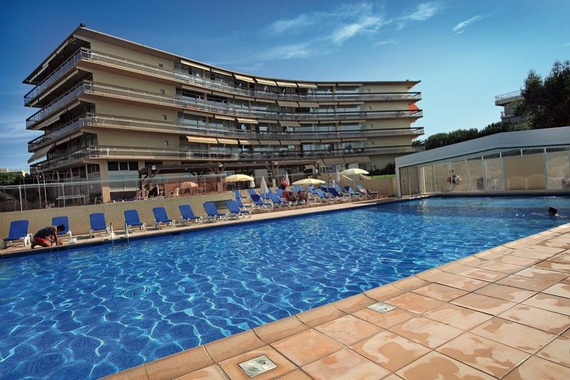 Residence Heliotel Marine Saint-Laurent-du-Var Exterior photo